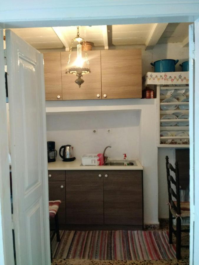 Marthas Traditional House Сімі Екстер'єр фото